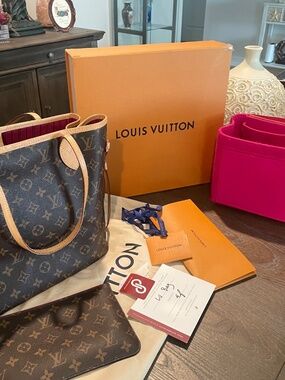 Authentic Louis Vuitton Neverfull MM